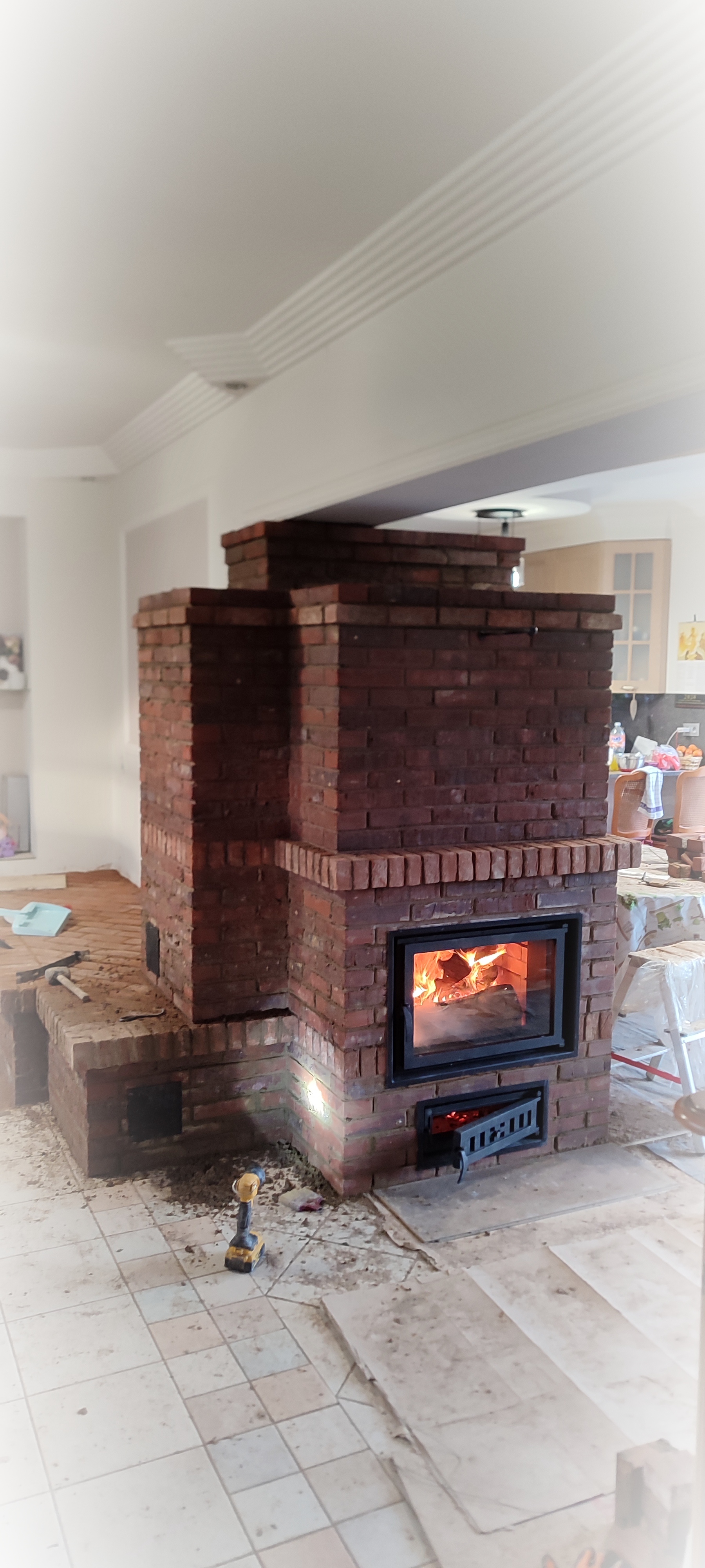 Sobă clopot ECO+ — foc activ, Belgia 2024